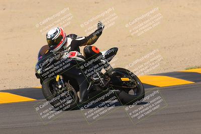 media/Oct-09-2022-SoCal Trackdays (Sun) [[95640aeeb6]]/Turns 9 and 10 (1050am)/